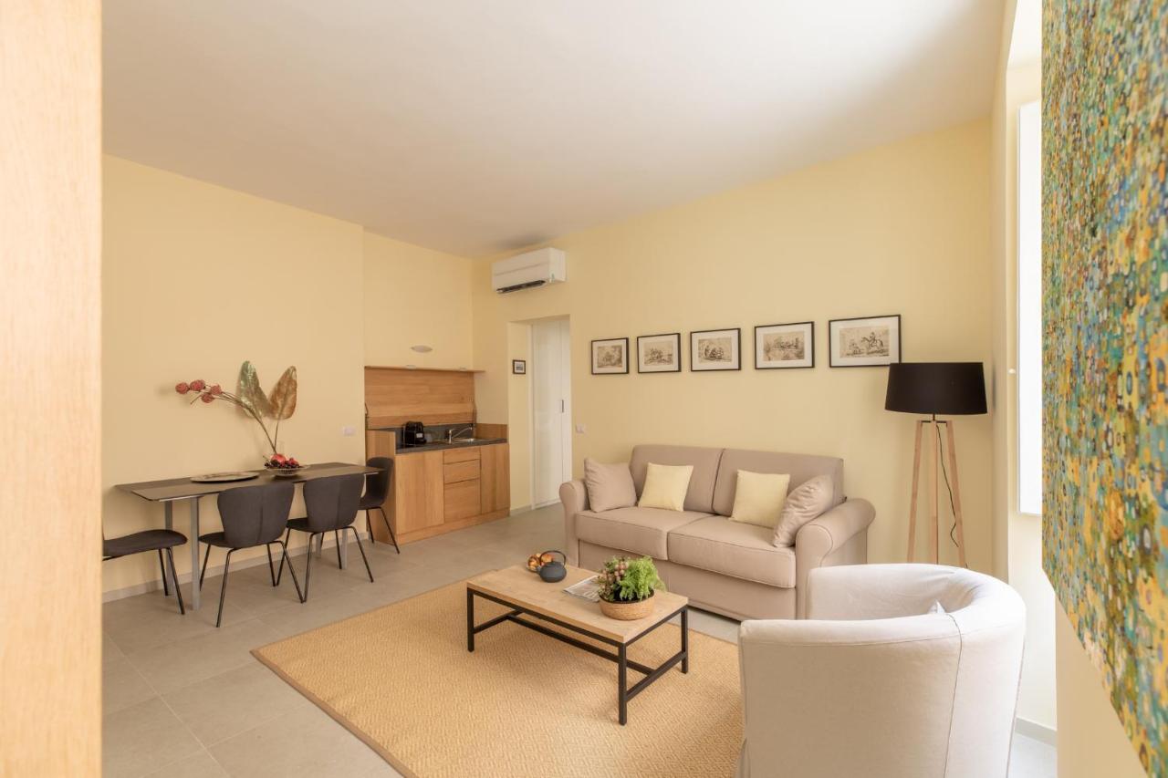 Iflat Lovely In Trevi Рим Екстер'єр фото